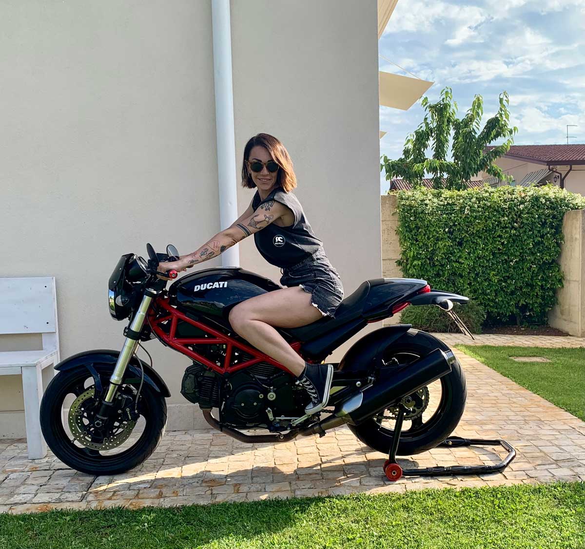 nadia-ragazze-in-moto