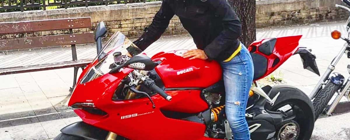 pamela_ragazze_in_moto