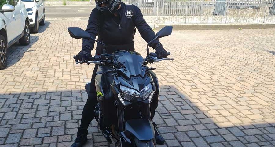 paola_ragazze_in_moto