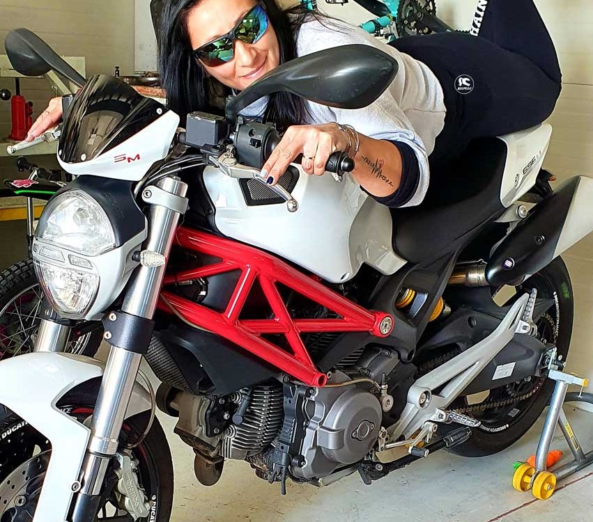 manola_ragazze_in_moto