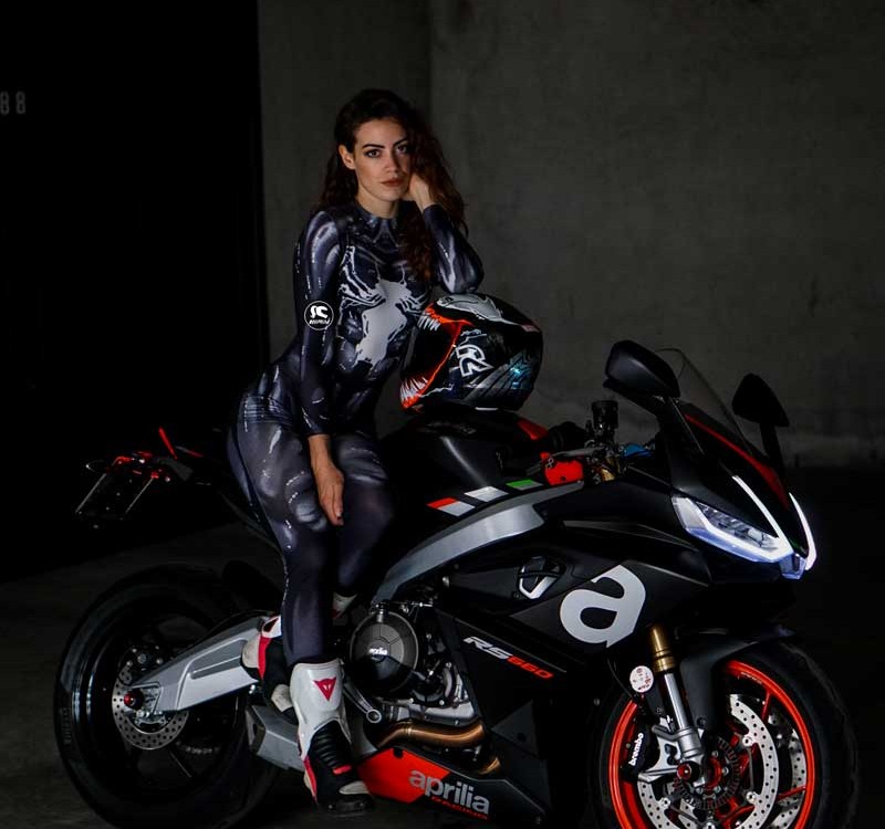 marta_ragazze_in_moto