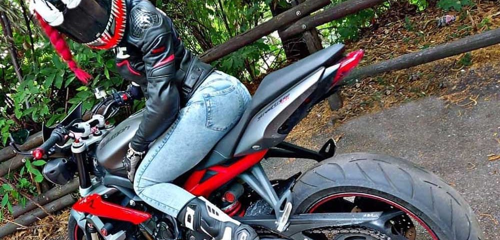 alessia_ragazze_in_moto_mini_concorso