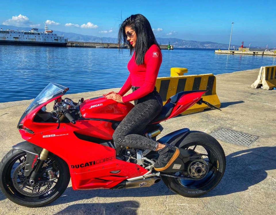 jessica_ragazze_in_moto_miniconcorso