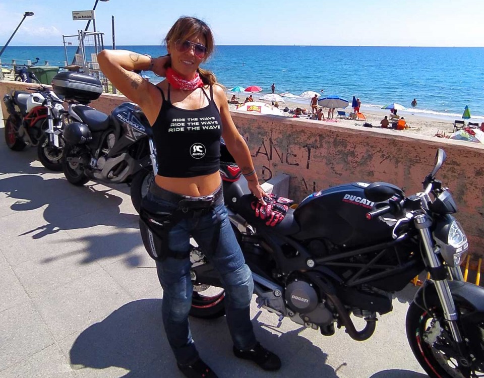 sonia_ragazze_in_moto_mini_concorso