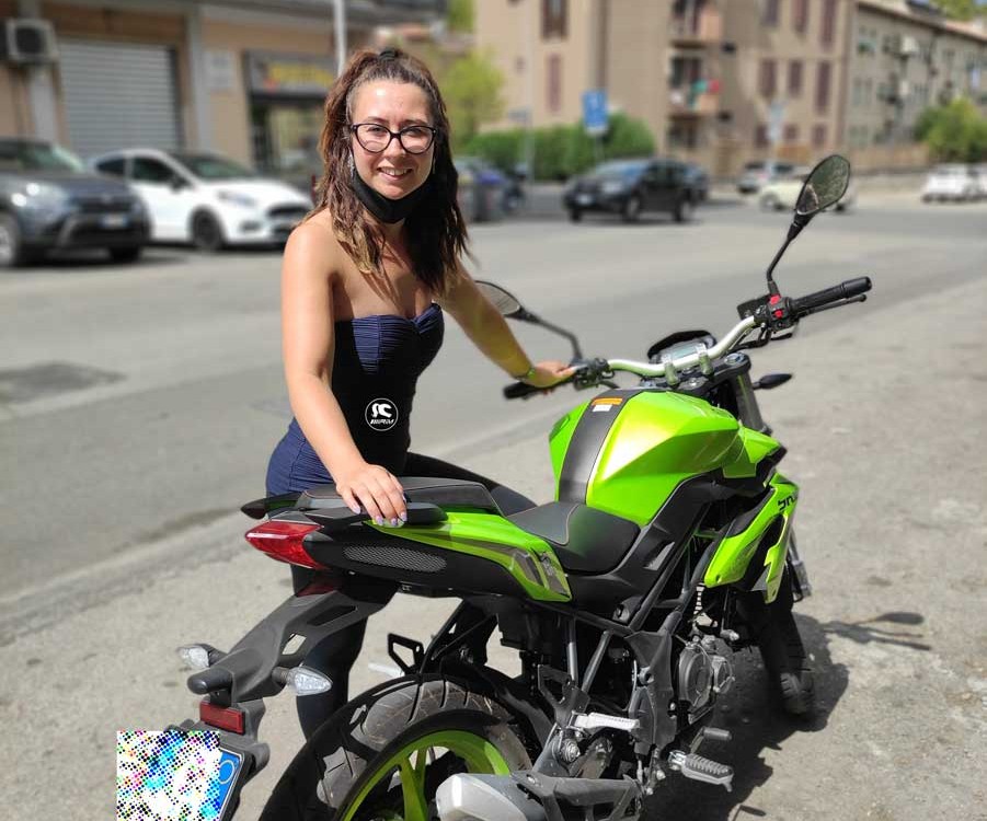 gessica_ragazze_in_moto