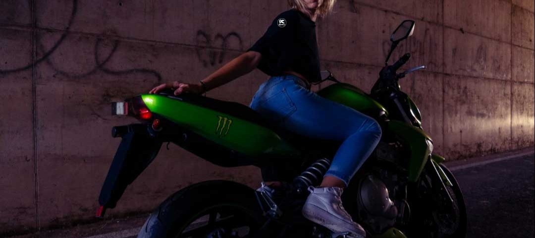 floriane_ragazze_in_moto