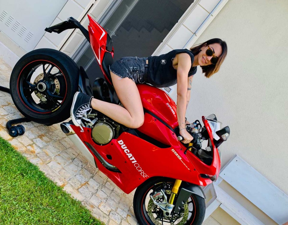 nadia_ragazze_in_moto