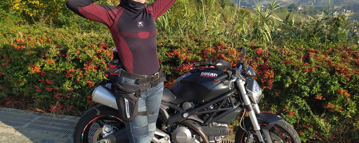 sonia_ragazze_in_moto