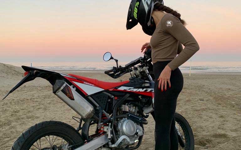 alessandra_ragazze_in_moto