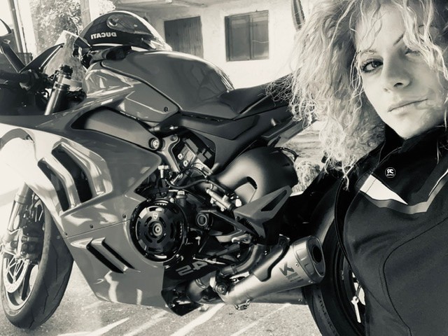 patrizia_ragazze_in_moto