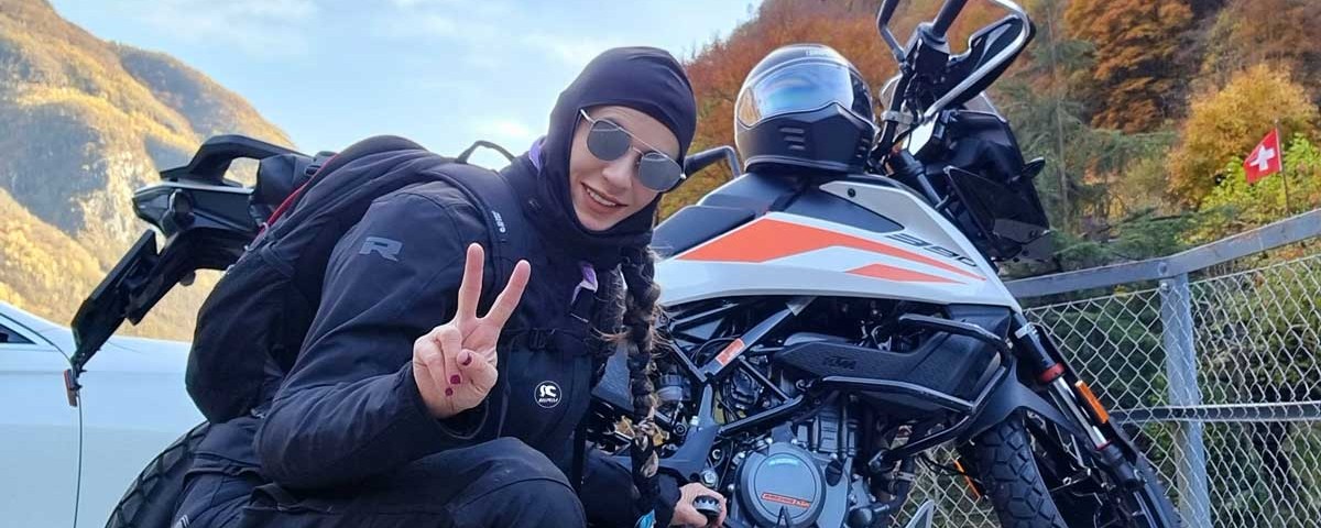 yama_ragazze_in_moto