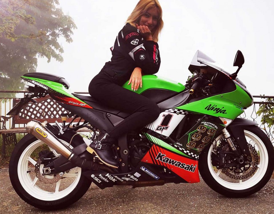 giulia_ragazze_in_moto