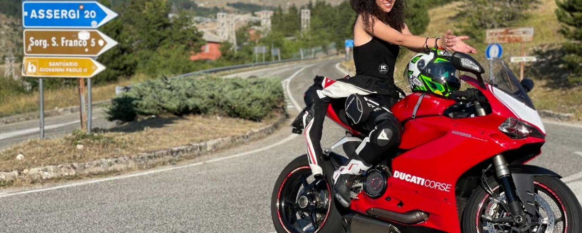 gloria_ragazze_in_moto