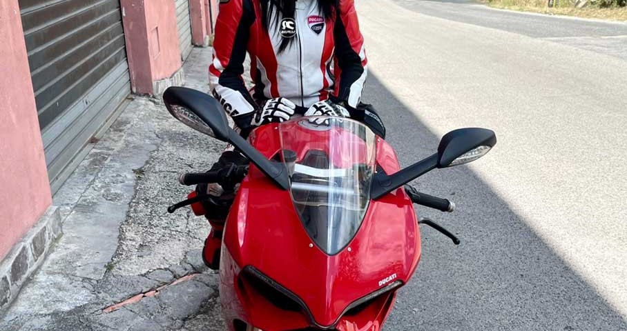 alessia_ragazze_in_moto