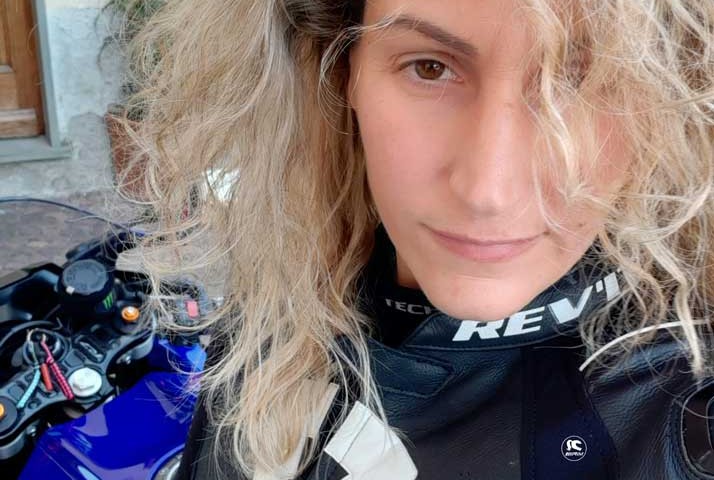 sara_ragazze_in_moto