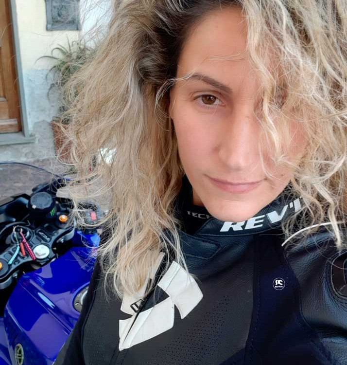 sara_ragazze_in_moto