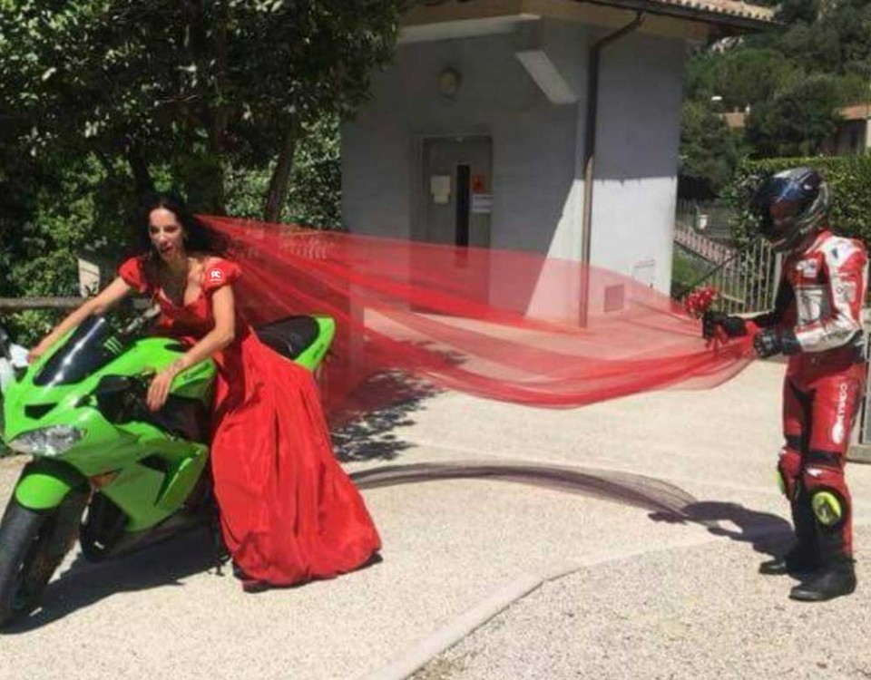 fania_ragazze_in-moto