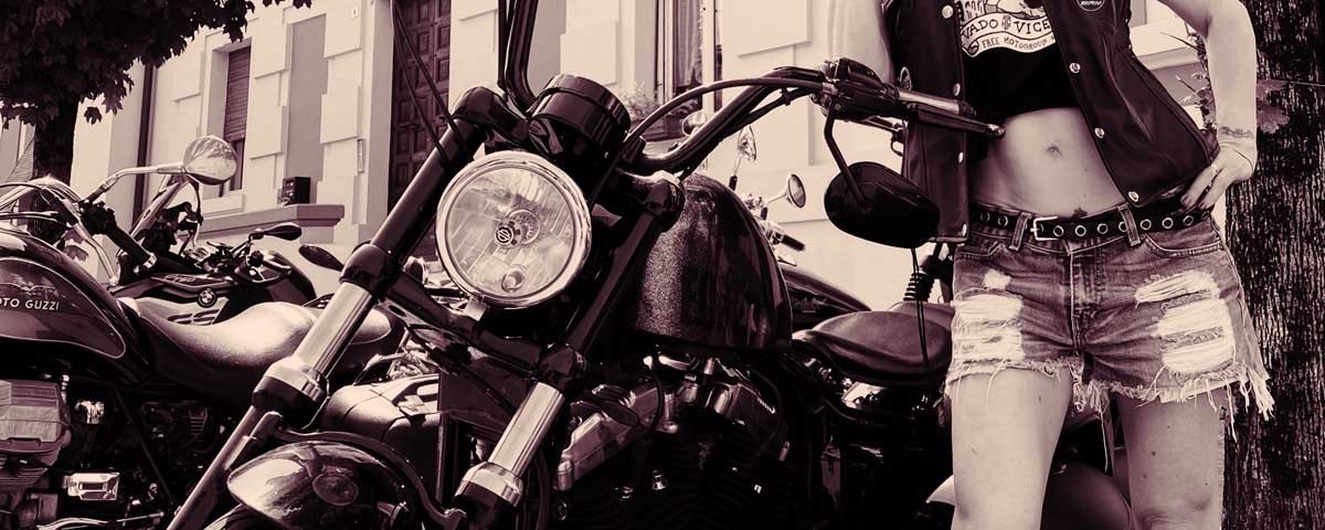 nara_ragazze_in_moto