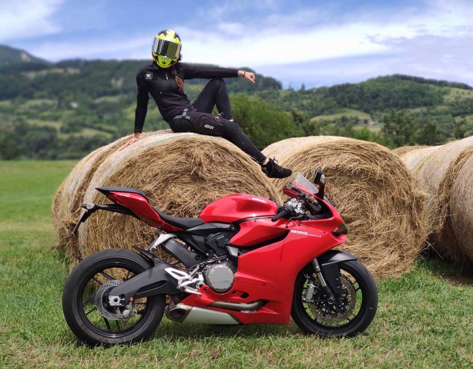 valentina_ragazze_in_moto