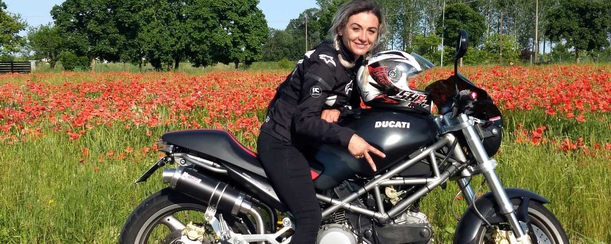 cristina_ragazze_in_moto