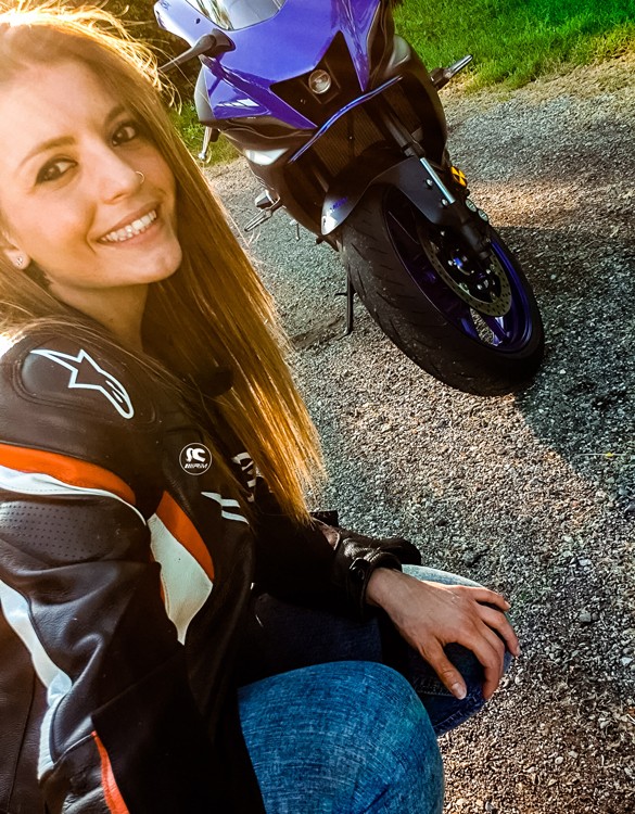 jessica_ragazze_in_moto