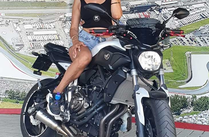 monica_ragazze_in_moto