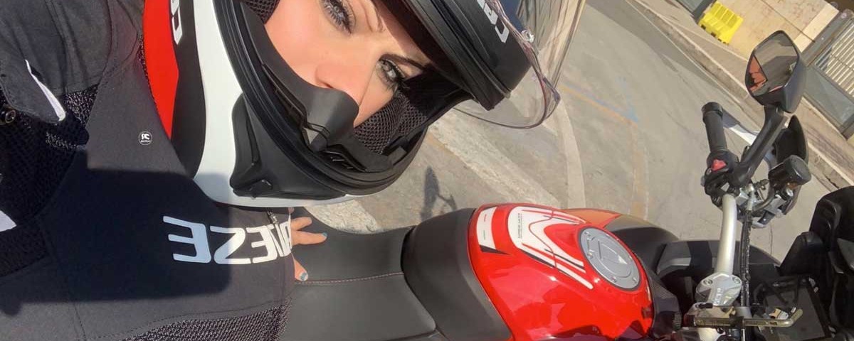 patrizia_ragazze_in_moto