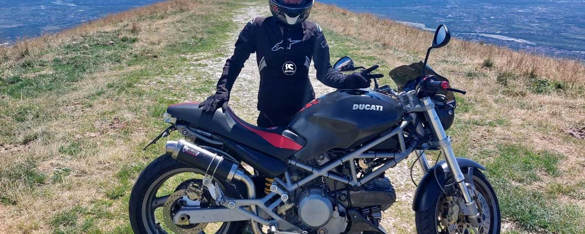 cristina_ragazze_in_moto-(2)