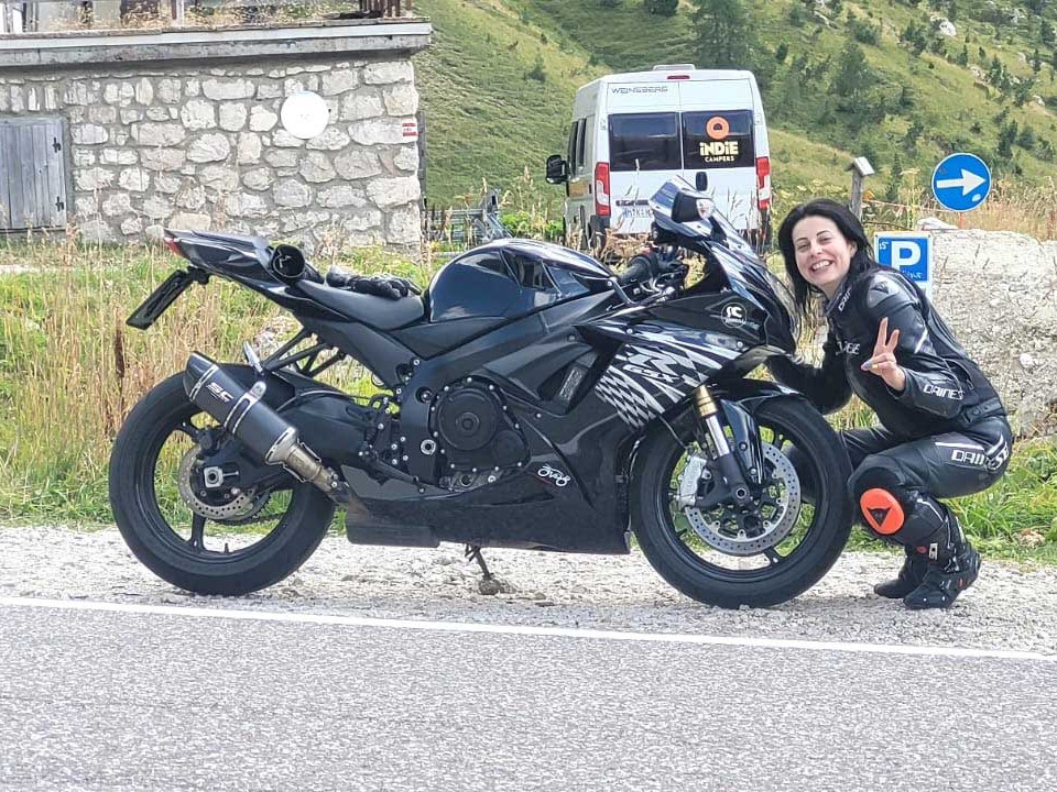 firuta_ragazze_in_moto