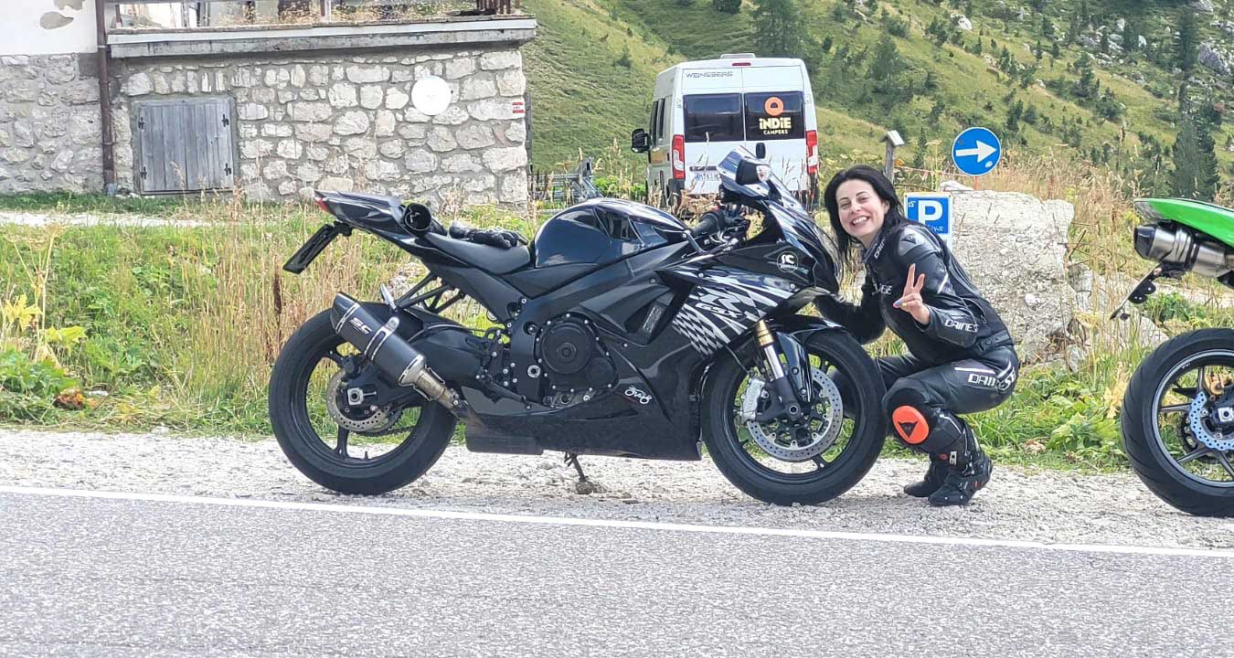 firuta_ragazze_in_moto