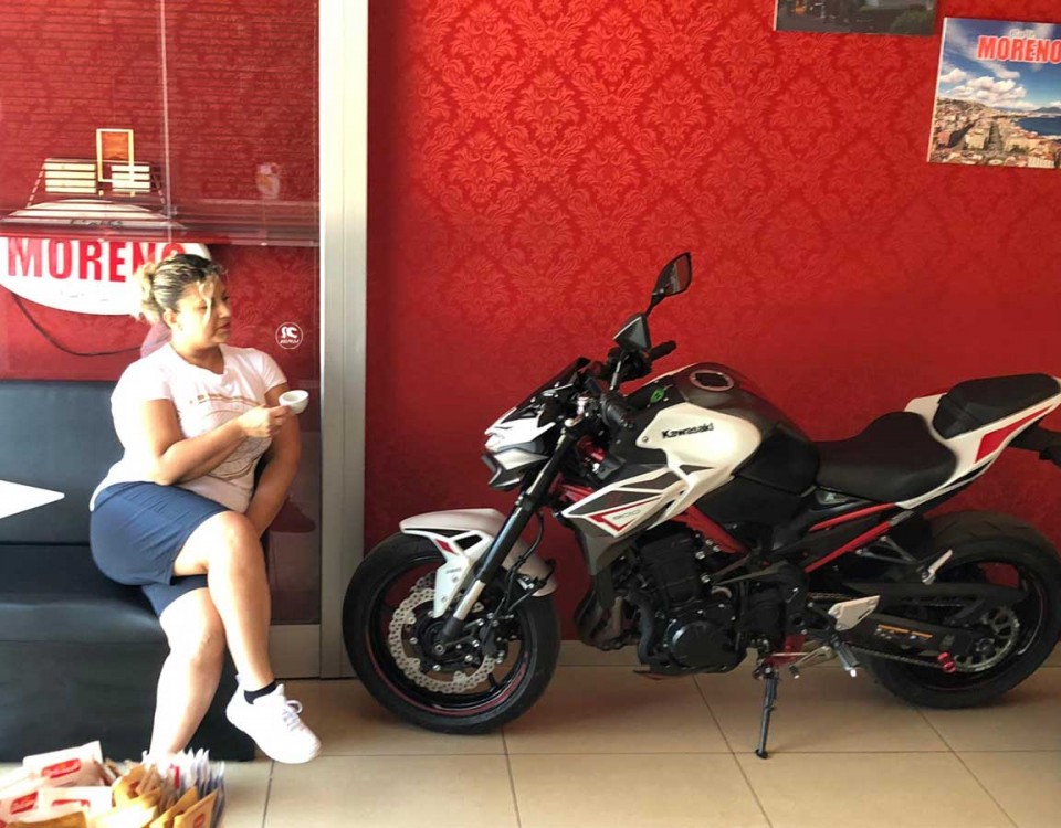 genoveffa_ragazze_in-moto