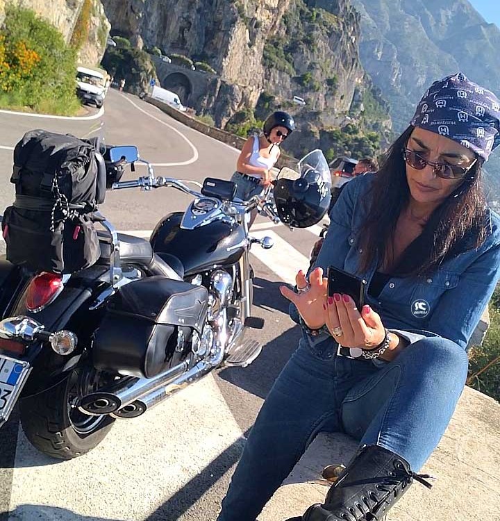 patrizia_ragazze_in_moto