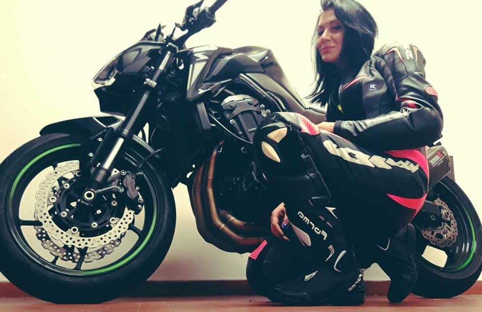 stella_ragazze_in_moto