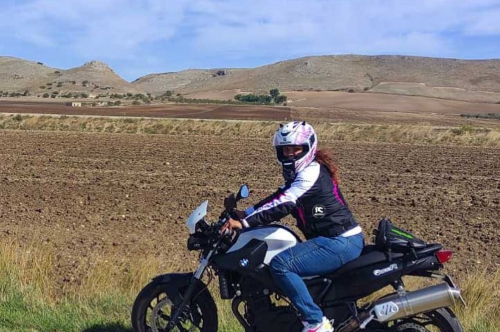 claudia_ragazze_in_moto