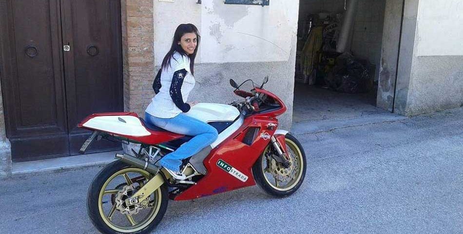 valentina_ragazze-in_moto