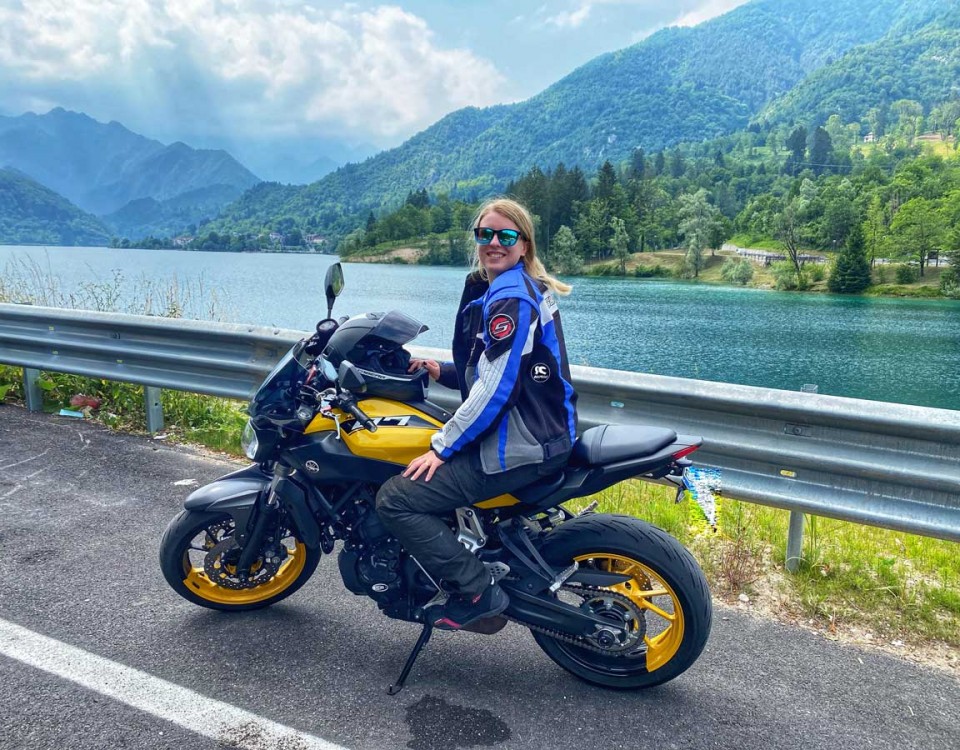 alice_ragazze_in_moto