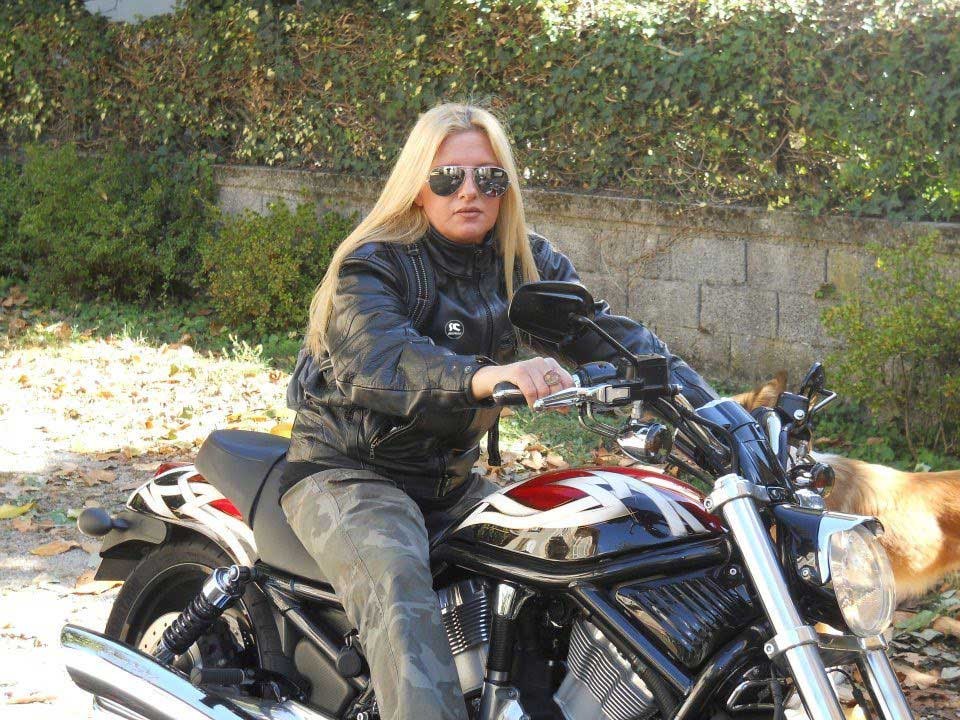 enrica_ragazze_in_moto