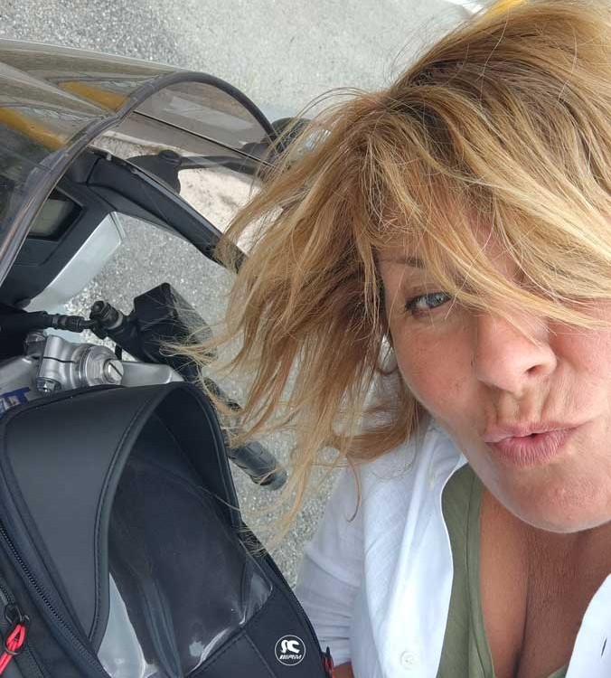 raffaella_ragazze_in_moto