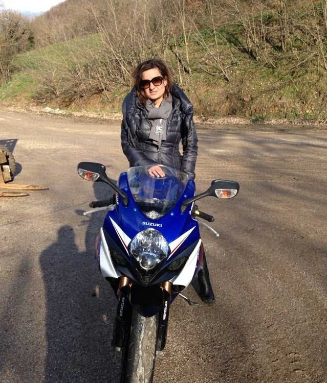 dania_ragazze_in_moto