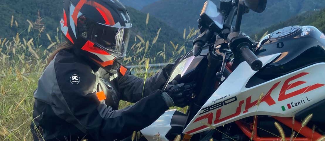 lorena_ragazze_in_moto-(2)