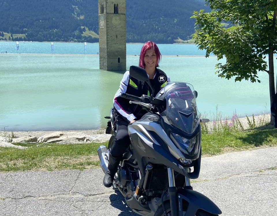 valentina_ragazze_in_moto