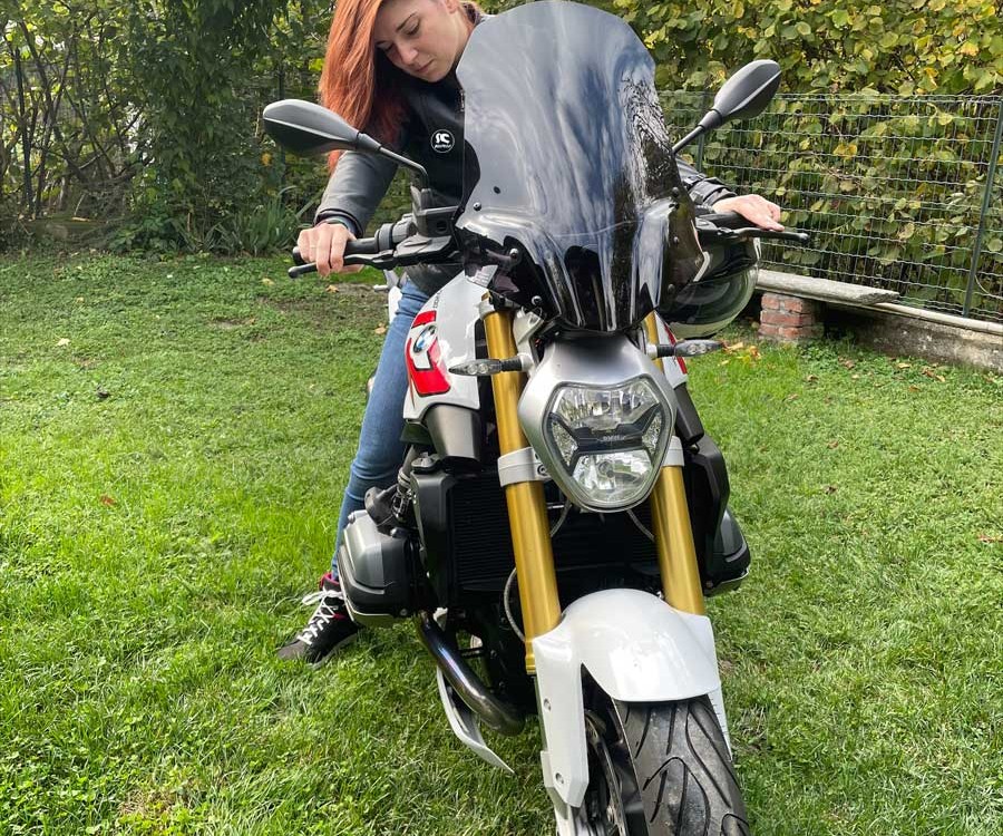 cristina_ragazze_in_moto