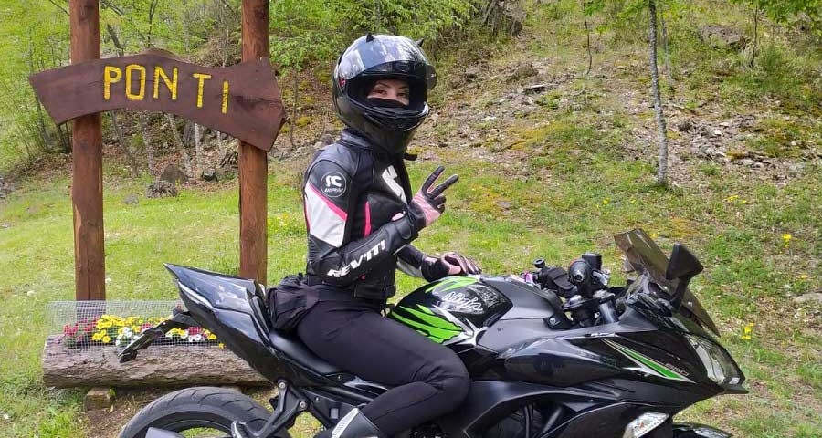 alessia_ragazze_in_moto