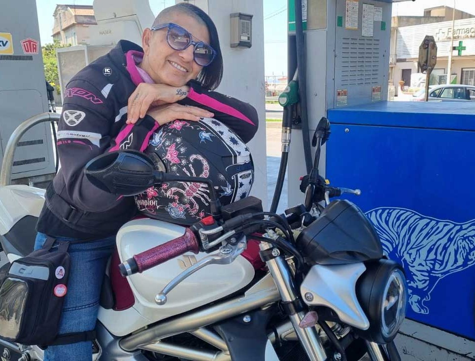 cinzia_ragazze_in_moto