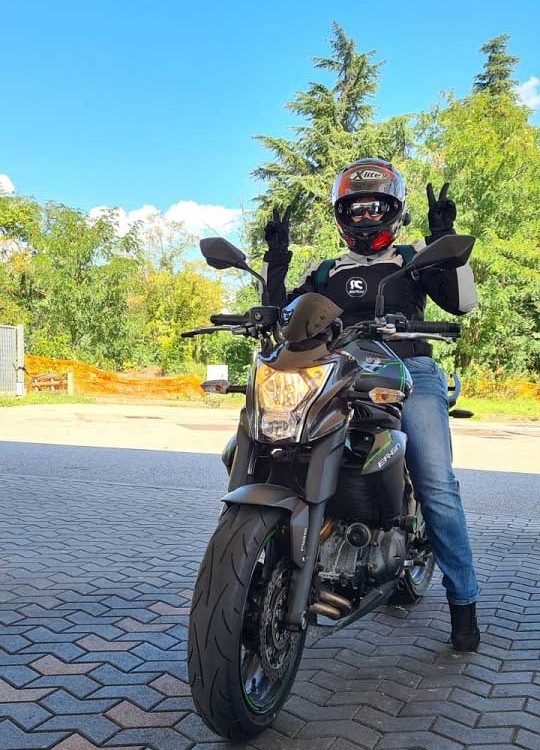 jessica_ragazze_in_moto