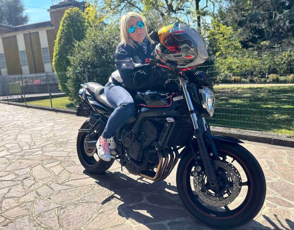 paola_ragazze_in_moto