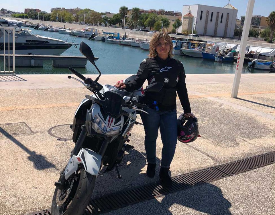 genoveffa_ragazze_in_moto