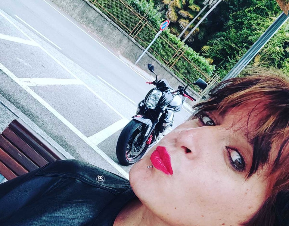 daniela_ragazze_in_moto