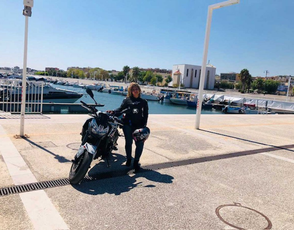 genoveffa_ragazze_in_moto