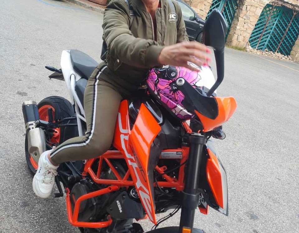 ivana_ragazze_in_moto